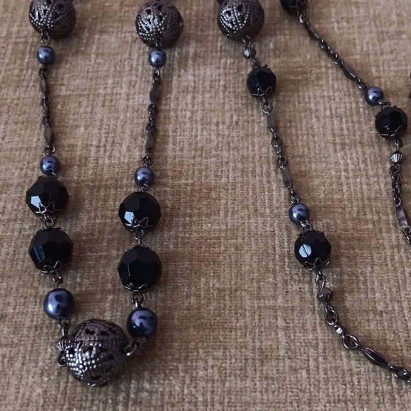 Dark Tone Metal Chain Beaded Necklace - Picture 7 of 12